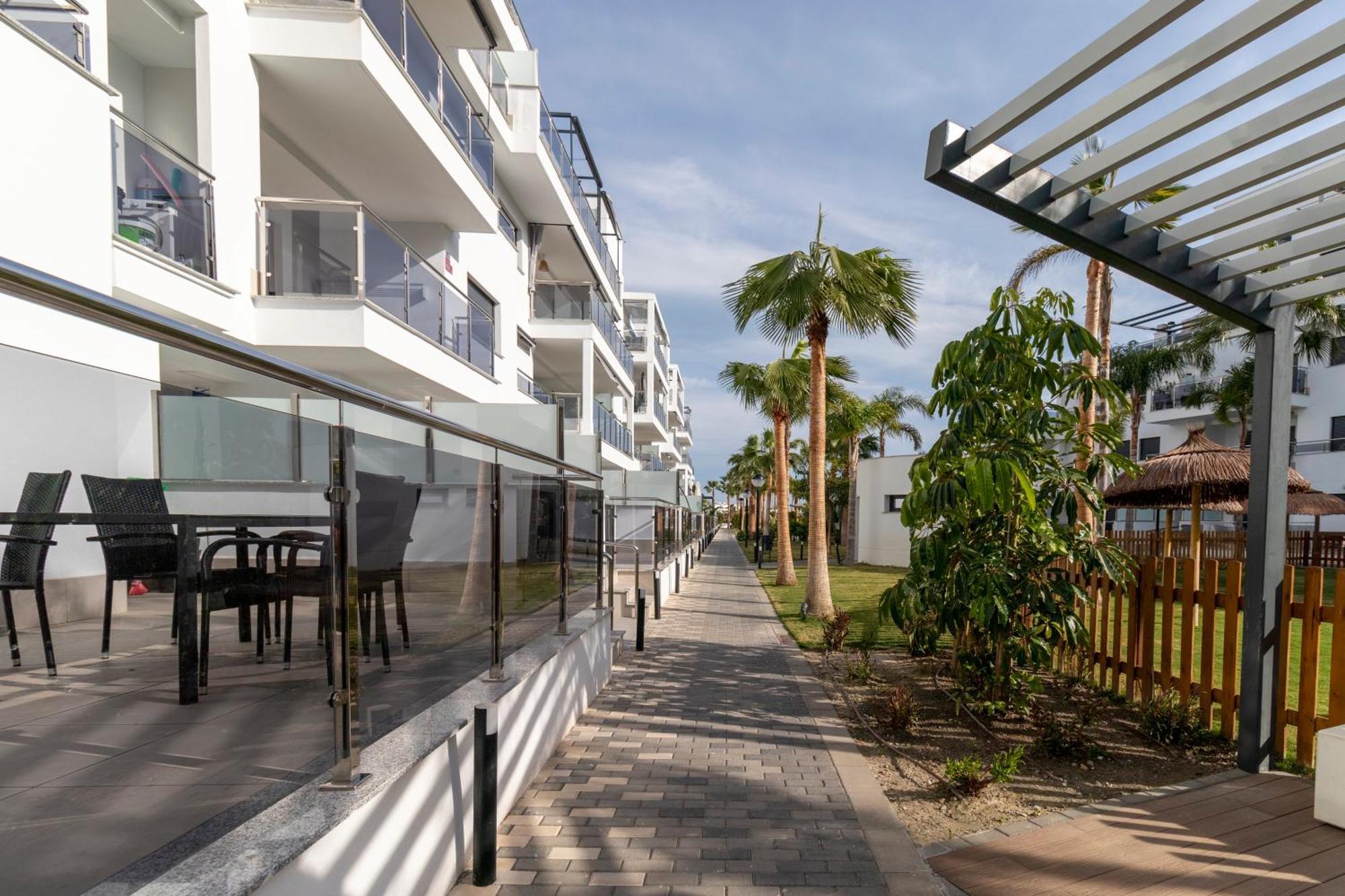 Rentitspain Apartamento En Aguacate A Minutos Del Golf Motril Exterior photo